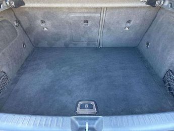 Mercedes-Benz GLA GLA 220d 4Matic AMG Line Premium 5dr Auto