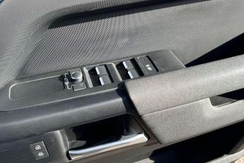 Land Rover Defender 3.0 D200 S 110 5dr Auto