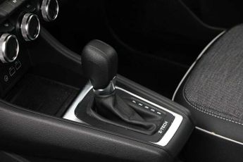 Renault Captur 1.6 E-Tech full hybrid 145 Techno 5dr Auto