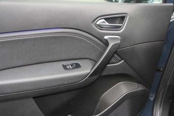 Renault Captur 1.6 E-Tech full hybrid 145 Techno 5dr Auto