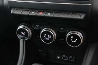 Renault Captur 1.6 E-Tech full hybrid 145 Techno 5dr Auto