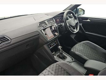 Volkswagen Tiguan 2.0 TDI R-Line 5dr DSG