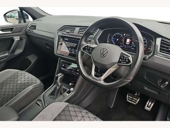 Volkswagen Tiguan 2.0 TDI R-Line 5dr DSG