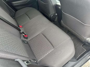 Toyota C-HR 2.0 Hybrid Design 5dr CVT