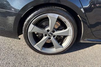 Audi A4 Avant 2.0T FSI 252 Quattro Black Edition 5dr S Tronic