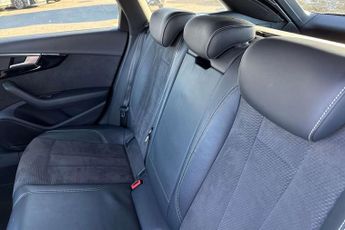 Audi A4 Avant 2.0T FSI 252 Quattro Black Edition 5dr S Tronic