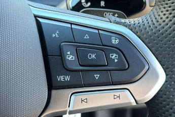 Volkswagen Tiguan 2.0 TDI R-Line 5dr DSG