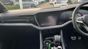 Volkswagen Touareg 3.0 V6 TSI eHybrid 4Motion R 5dr Tip Auto