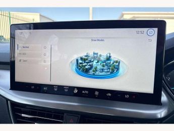 Ford Focus Estate 1.0 EcoBoost Hybrid mHEV Titanium 5dr Auto