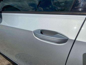 Volkswagen Golf 1.5 eTSI 150 R-Line 5dr DSG