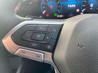 Volkswagen Golf Estate 1.5 eTSI 150 Style 5dr DSG