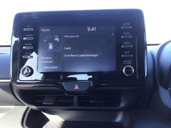 Toyota Yaris 1.5 Hybrid Icon 5dr CVT