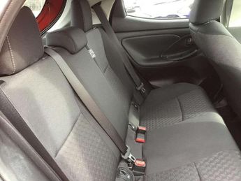 Toyota Yaris 1.5 Hybrid Icon 5dr CVT