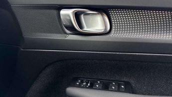 Volvo XC40 Recharge 1.5 T4 Recharge PHEV R DESIGN 5dr Auto
