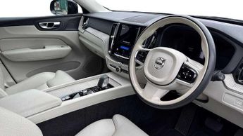 Volvo XC60 2.0 B4P Plus Dark 5dr Geartronic