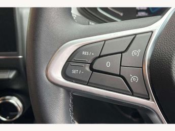 Renault Clio 1.6 E-TECH full hybrid 145 Techno 5dr Auto