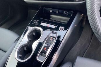 Audi A6 Avant 2.0 e-Hybrid Quattro 299 S line 5dr S Tronic