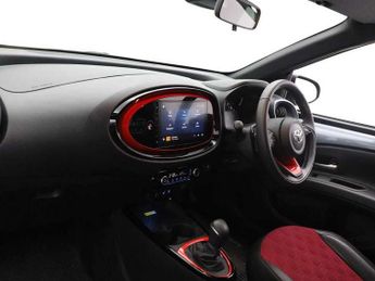 Toyota Aygo X 1.0 VVT-i Undercover 5dr Auto