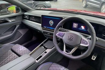 Volkswagen Passat Estate 1.5 eTSI R-Line 5dr DSG