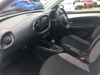 Toyota Aygo X 1.0 VVT-i Pure 5dr Auto
