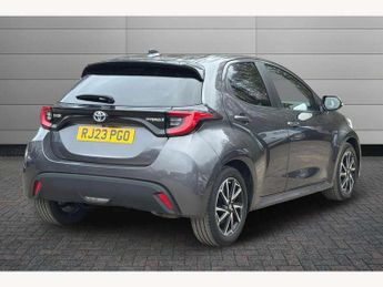 Toyota Yaris 1.5 Hybrid Design 5dr CVT