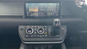Land Rover Defender 3.0 D300 SE 110 5dr Auto