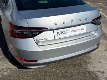 Skoda Superb 2.0 TDI CR 190 Laurin + Klement 5dr DSG