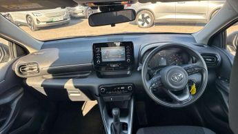 Toyota Yaris 1.5 Hybrid Icon 5dr CVT