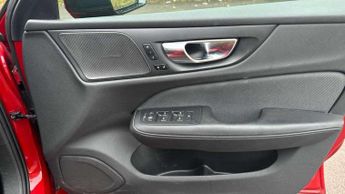 Volvo S60 2.0 T8 Hybrid R DESIGN Plus 4dr AWD Auto