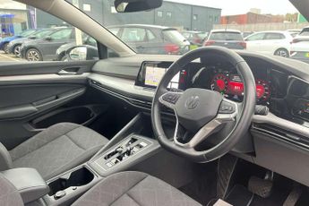 Volkswagen Golf 1.5 eTSI 150 Life 5dr DSG