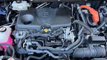 Toyota RAV4 2.5 VVT-i Hybrid Dynamic 5dr CVT