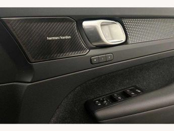 Volvo XC40 2.0 T5 First Edition 5dr AWD Geartronic