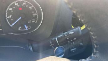 Toyota Yaris 1.5 Hybrid Yellow Edition 5dr CVT