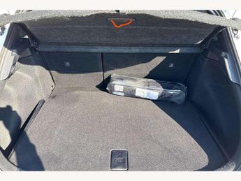 Toyota Corolla 1.8 VVT-i Hybrid Design 5dr CVT