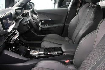 Peugeot 2008 1.2 Hybrid 136 GT 5dr e-DSC6