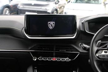 Peugeot 2008 1.2 Hybrid 136 GT 5dr e-DSC6