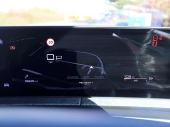 Peugeot 3008 1.2 Hybrid 136 GT 5dr e-DSC6