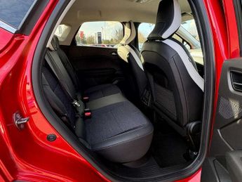 Renault Captur 1.6 E-Tech full hybrid 145 Techno 5dr Auto