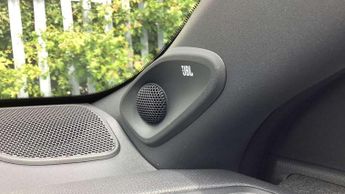 Toyota Yaris 1.5 Hybrid Dynamic 5dr CVT