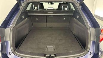 Toyota Corolla Touring Sport 1.8 Hybrid Design 5dr CVT