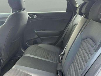 Kia Ceed 1.5T GDi ISG 138 GT-Line 5dr DCT