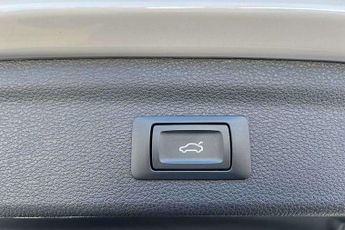 Audi Q3 40 TFSI Quattro S Line 5dr S Tronic