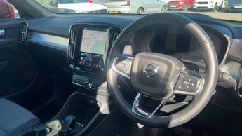 Volvo XC40 2.0 B3P Core 5dr Auto