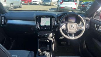 Volvo XC40 2.0 B3P Core 5dr Auto
