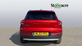 Volvo XC40 2.0 B3P Core 5dr Auto
