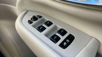 Volvo XC90 2.0 B5P Ultra Dark 5dr AWD Geartronic