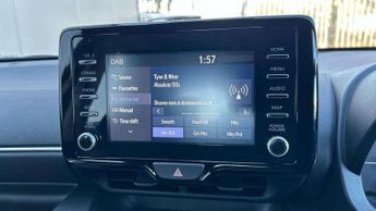 Toyota Yaris 1.5 Hybrid Icon 5dr CVT