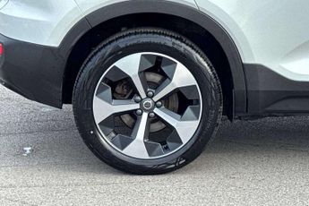 Volvo XC40 2.0 B4P Plus Dark 5dr Auto