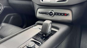 Volvo XC90 2.0 B5D [235] Plus Dark 5dr AWD Geartronic