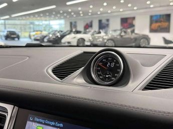 Porsche Macan Turbo 5dr PDK